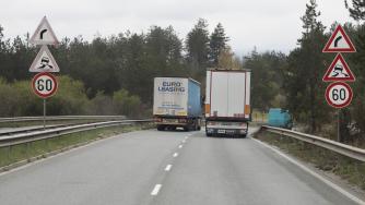 Заради жегите АПИ спира големите камиони по някои пътища