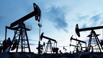 Цените на петрола вървят към втори седмичен спад