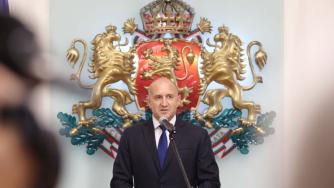 Румен Радев обяви кога връчва мандата