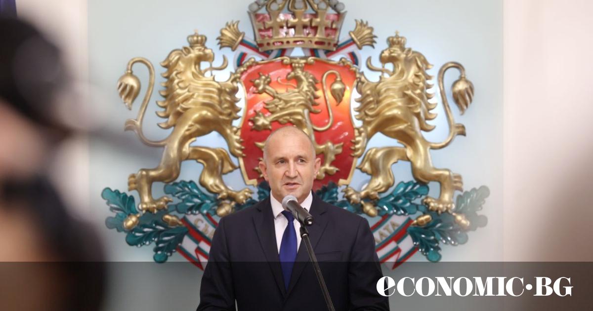 Президентът Румен Радев обяви, че ще връчи втория проучвателен мандат