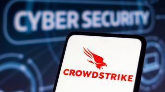 Акциите на CrowdStrike потънаха с 20%