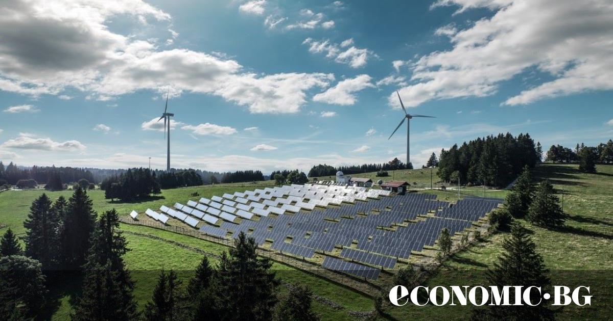 Слънчевата електроцентрала Mont-Soleil е пусната в експлоатация в Швейцария през