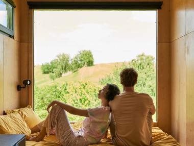 „Половината ни села умират“: Как дигиталните номади съживяват Европа