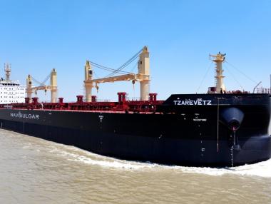 „Параходство БМФ“ пусна на вода десетия 45 000-тонен кораб за насипни товари