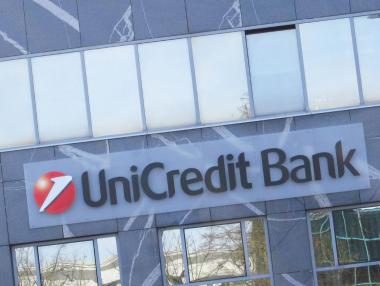 UniCredit се приближава към „облака“ със сделка за 370 млн. евро