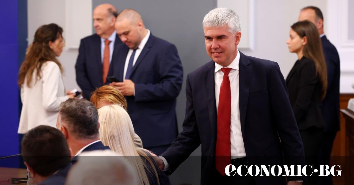 България проучва варианти за разработване на малки модулни реактори, допълващи енергийни