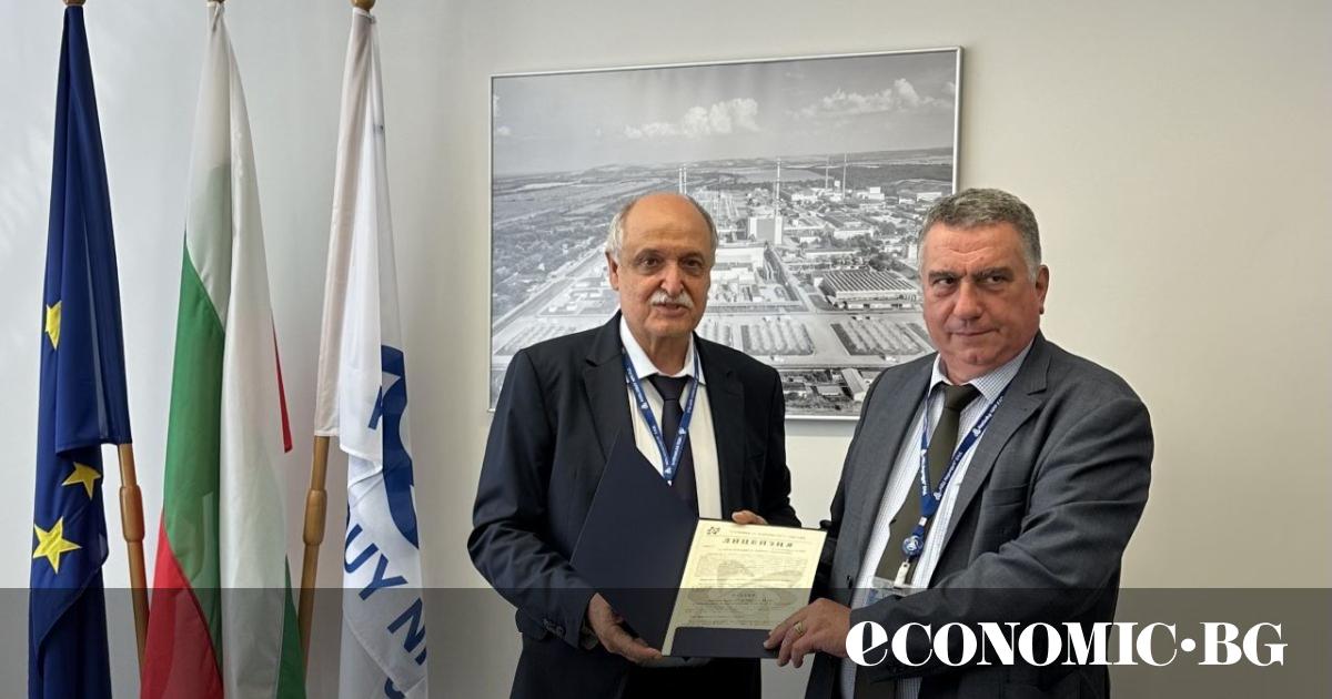 Двата ядрени блока на АЕЦ Козлодуй (5 и 6) и Хранилището