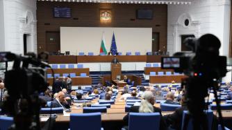 Вечерни новини: Губим милиард по ПВУ; България не подпомага енергоемките компании