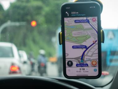 Google Maps заприличва все повече на Waze