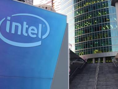 Intel ще съкрати 15% от служителите си