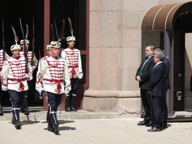ИТН върна мандата, Радев кани Рая Назарян на разговори