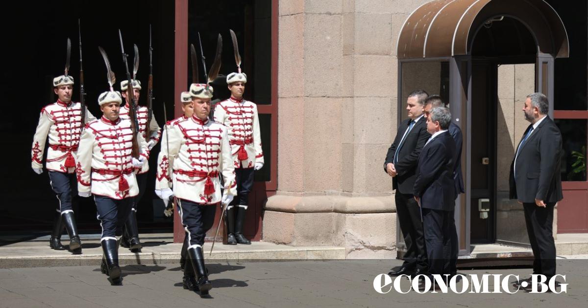 И третият опит за съставяне на редовен кабинет след изборите