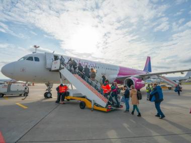 Унгария глоби Wizz Air със €770 хил. за подвеждане на пътниците