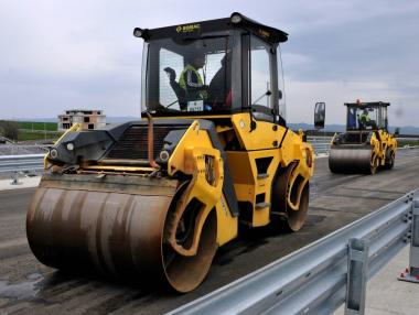 Седем участници се борят за 140-милионната поръчка за южния обход на Бургас