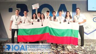 Български ученици извоюваха медали на Международната олимпиада по AI