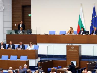 НС не събра кворум за изслушване на четирима министри за безводието