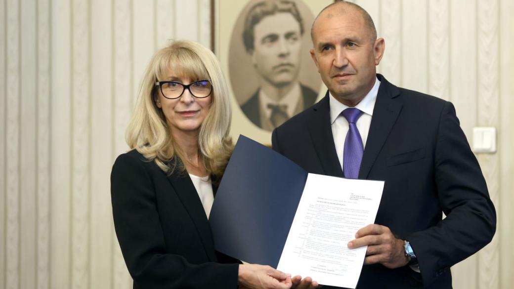 Радев отхвърли кабинета на Горица Грънчарова, търси се нов премиер