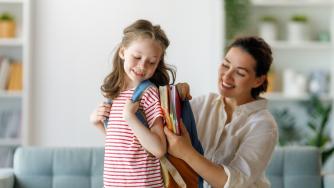 Подготовката за училище е по-лесна и изгодна с tbi bank и Ozone.bg