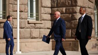 Главчев представи кабинет без Калин Стоянов