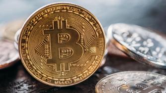 Броят на криптомилионерите се е удвоил за година