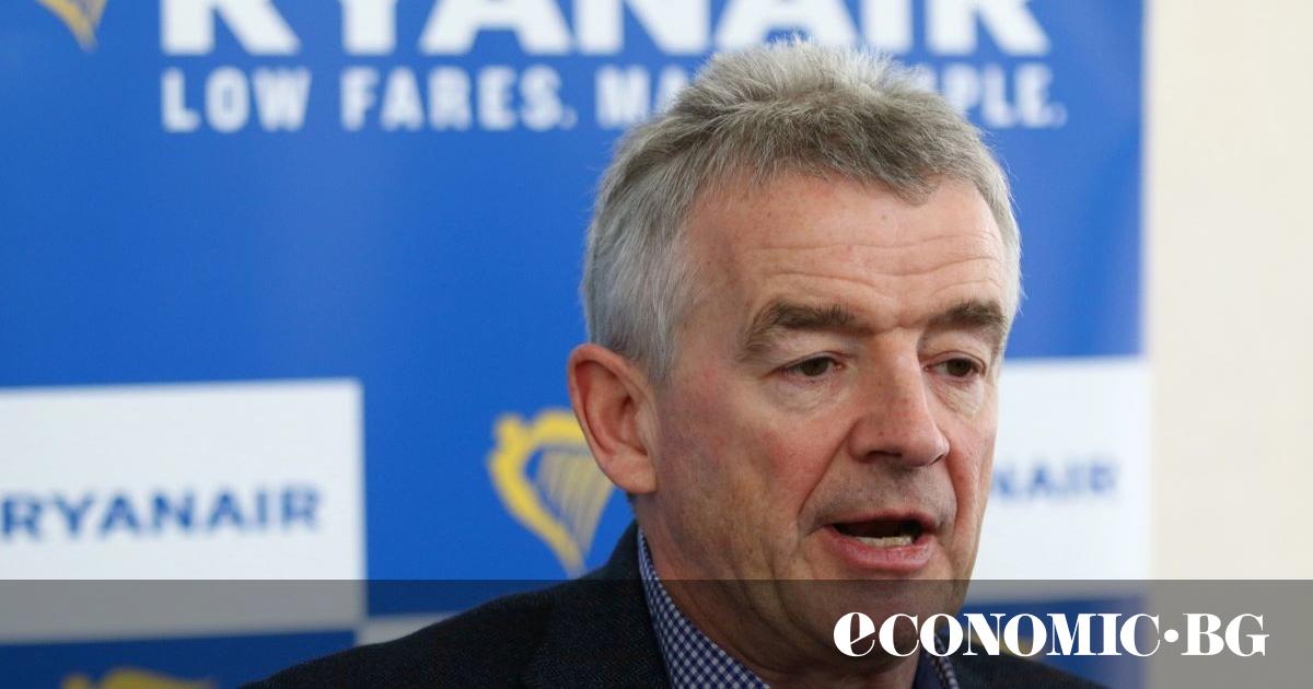 Пътниците, които се качват на борда на самолетите, да бъдат