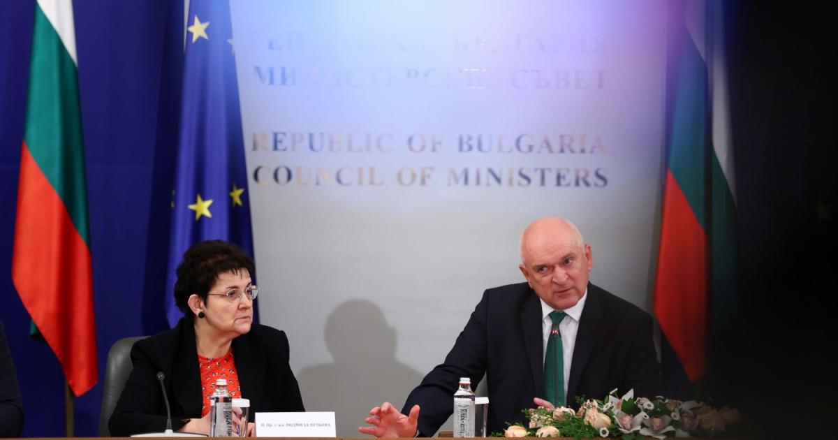 Дефицитът в държавния бюджет е нараснал с 600 млн. лв.