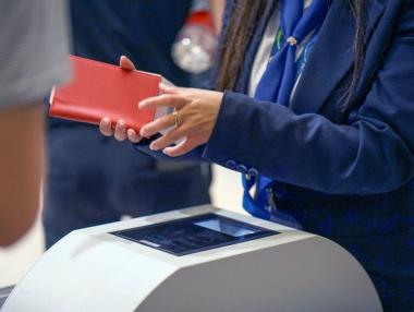 ЕС променя правилата за паспортните проверки по летищата