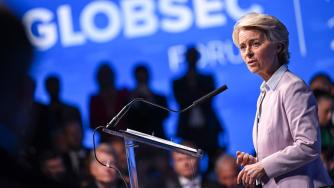 Фон дер Лайен притиска държавите за жени комисари