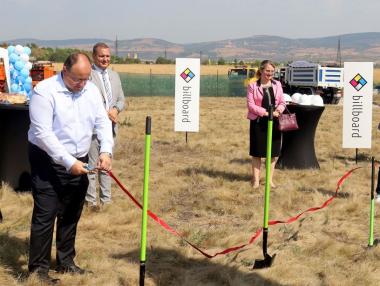 „Билборд“ изгражда модерна печатна база край Костинброд
