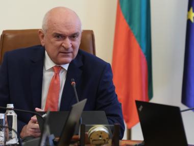 Главчев назначи петима зам.-министри, сред тях и Калин Вельов