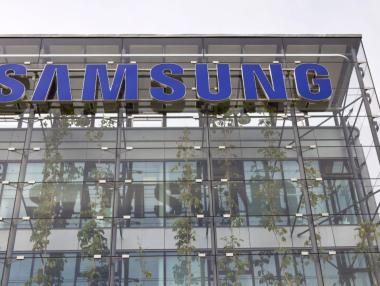 Samsung Electronics съкращава до 30% от работните места