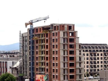 Вечерни новини: БНБ ограничи жилищното кредитиране; Още време за продажбата на реакторите от АЕЦ „Белене“