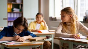 По стълбата на познанието