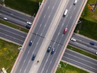 България е втора в ЕС по дял на пътувания със самолет