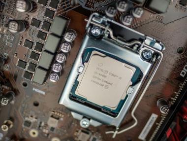 Intel спечели договор за 3 млрд. долара с Пентагона