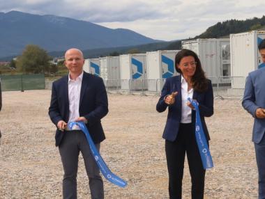 Вечерни новини: Заработи най-голямата батерия в България; Румъния задвижи бъдещия „Дунав мост 3“