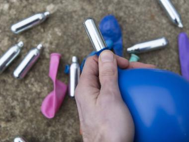 Забраната на райския газ е от значение, но е тичане след проблемите