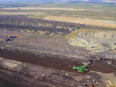 Вечерни новини: Мините искат още 100 млн. лв.; Банките натрупаха 2.4 млрд. лв. печалба