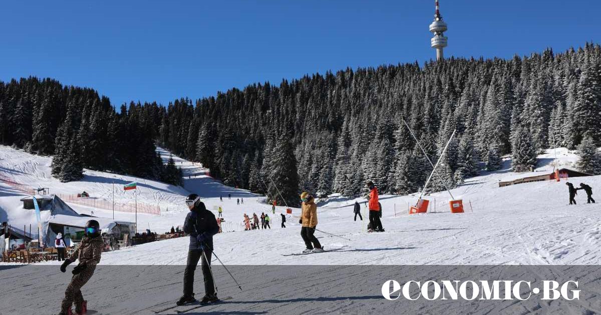 Въпреки че топлото време навън все още не предполага замисляне