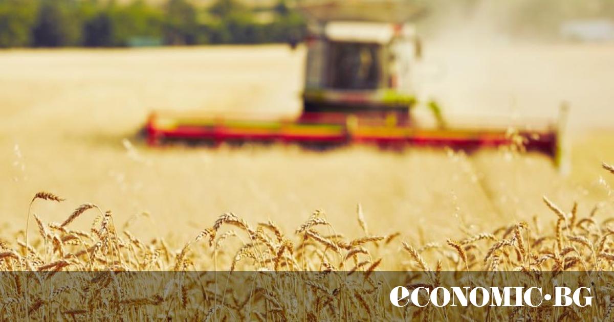 Спешна среща в Министерство на финансите, продължила по-малко от час.