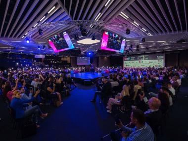 Още една световна знаменитост идва в София за Webit