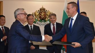 „Ел Би Булгарикум“ подписа с японската „Мейджи“ за R&D центъра в София