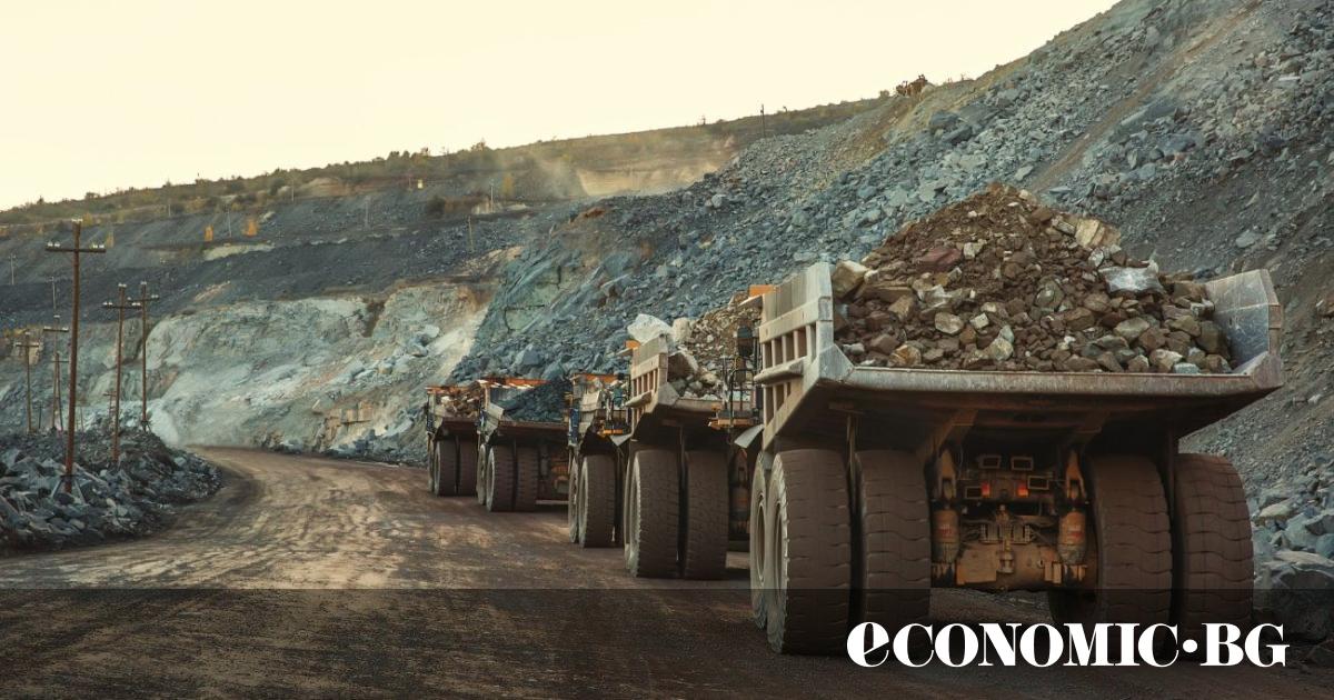 Китай е напът да внесе рекордни количества желязна руда през