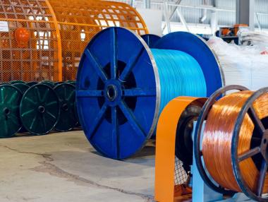 Производителят на кабели „Емка“ увеличи приходите си с 15%