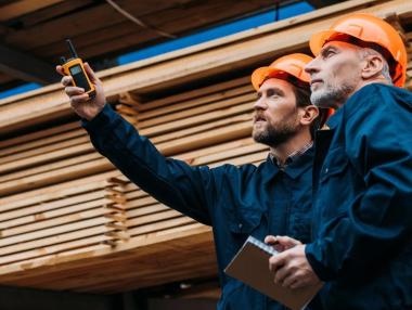 Кои са най-търсените работници в България?