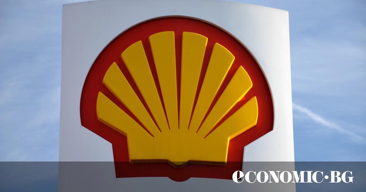 Печалбата на най-голямата европейска петролна и газова компания Shell спадна