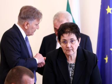 Вечерни новини: Дефицитът в бюджета расте застрашително; Цената на АЕЦ „Козлодуй“ ясна догодина