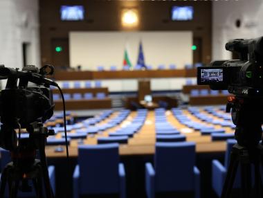 „Патова ситуация, изглеждаме нелепо“: Депутатите отново не могат да си изберат председател