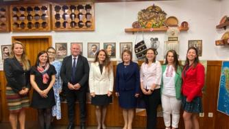 Подкаст | Българското училище в Женева, което поддържа връзката с родината