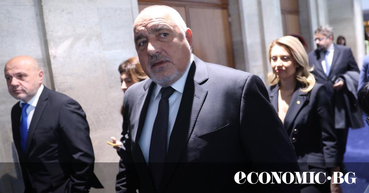 ГЕРБ започва преговори за сформиране на редовен кабинет, като първите